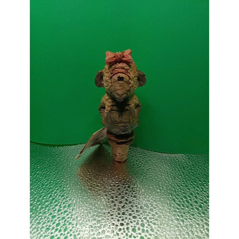 Spit N' Whittle Bottle Stopper - Sheep with Bow Pre-owned